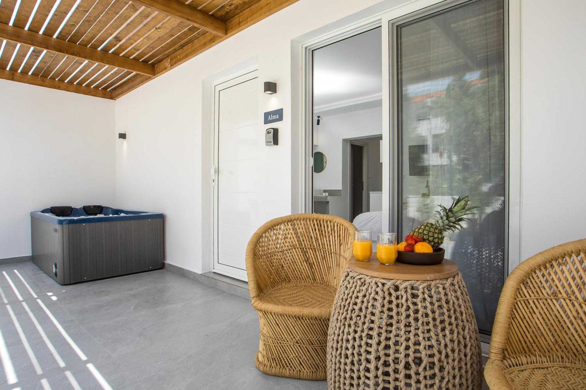 Calma Luxury Studios & Suites Faliraki Exterior photo