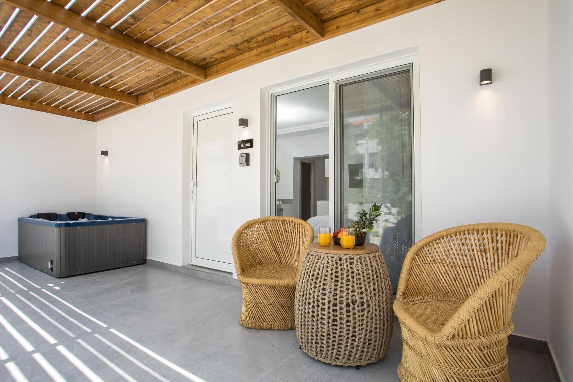 Calma Luxury Studios & Suites Faliraki Exterior photo