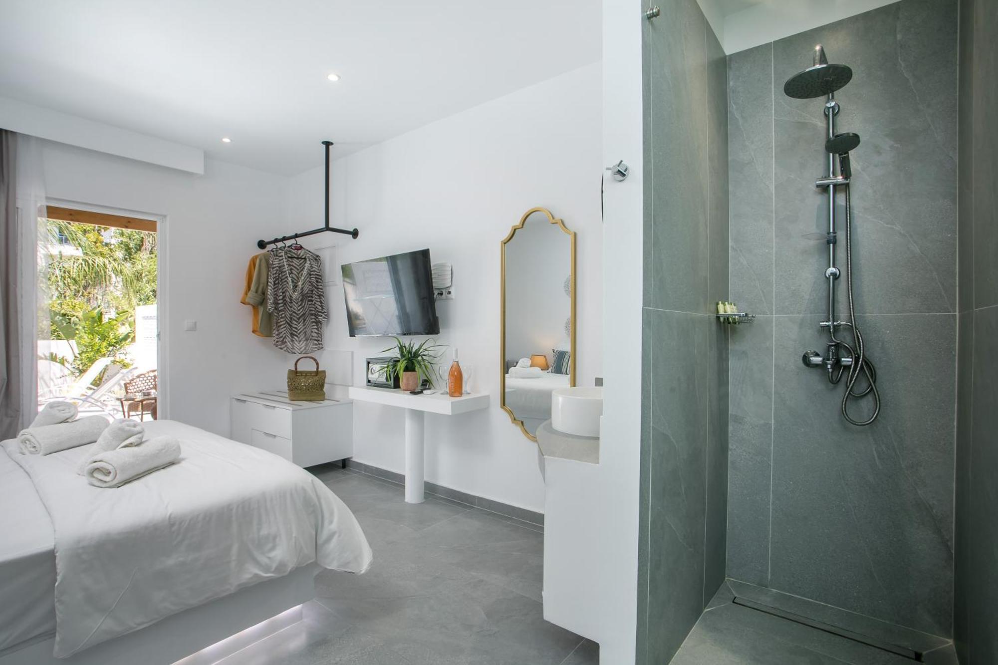 Calma Luxury Studios & Suites Faliraki Exterior photo